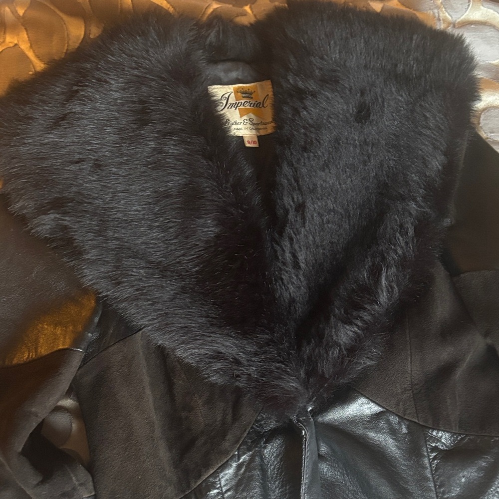 Vintage Imperial Women's Black Leather Jacket with Fur Collar